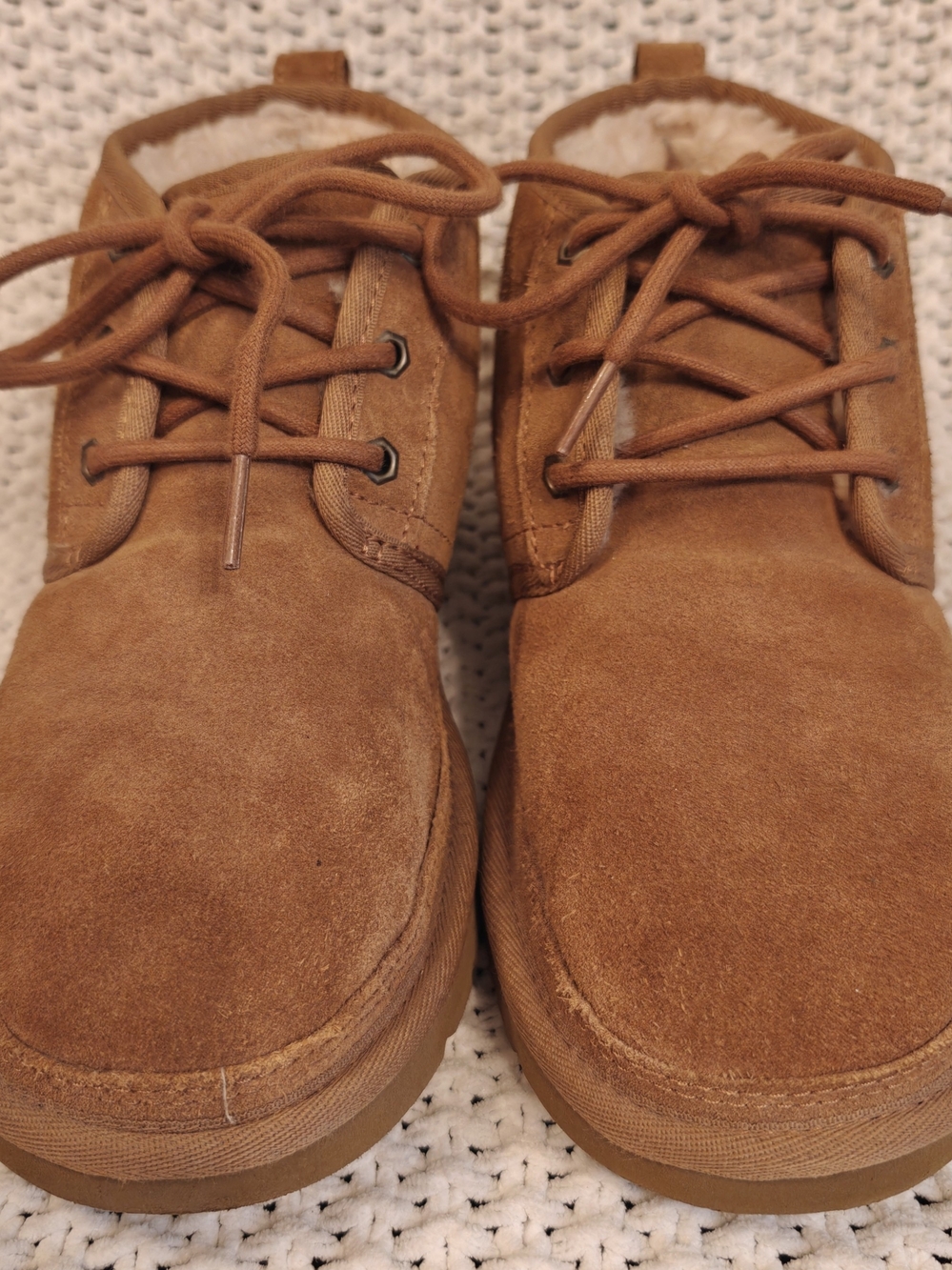 UGG Men's Suede Lace Up Chukka Boots in Chestnut - Sz 7